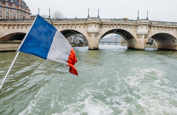 França reduz perspectiva de crescimento econômico para 2023