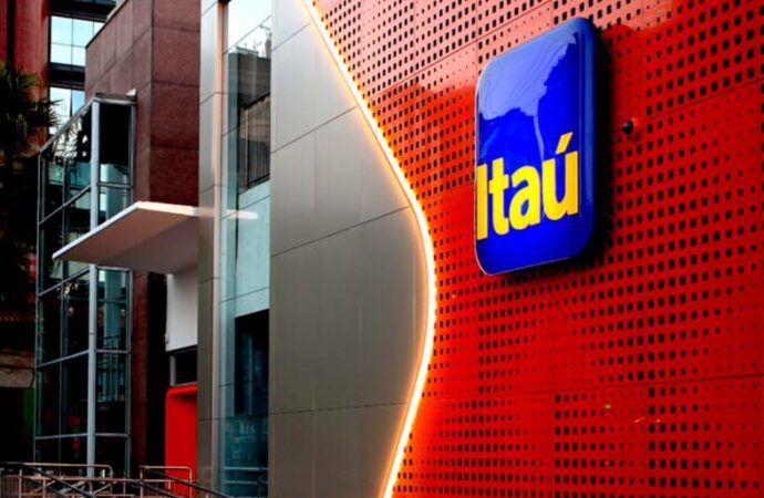 Resultados do Itaú no quarto trimestre de 2021 surpreendem; veja análise
