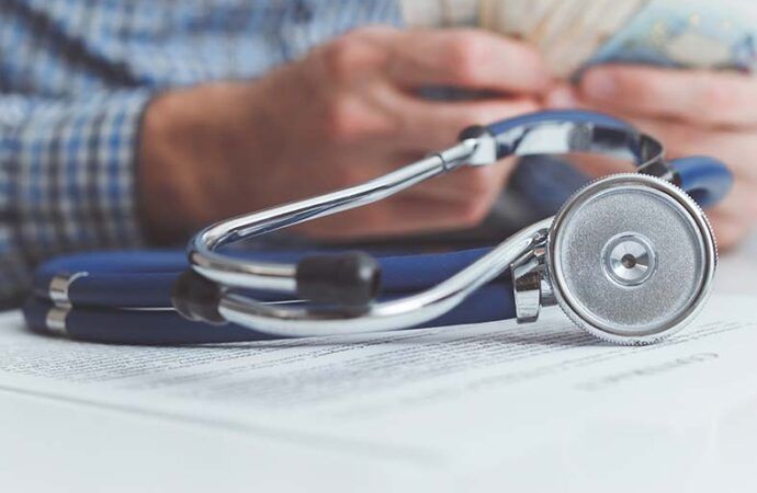 Senado aprova obrigatoriedade de tratamento fora da cobertura da ANS