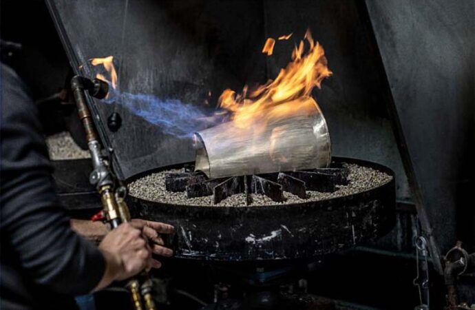 Produzido pela Tiffany, troféu do Super Bowl é feito de prata esterlina e vale US$ 50 mil