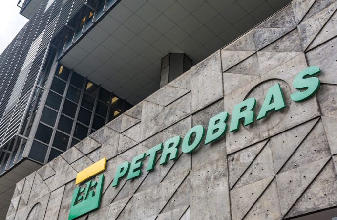Petrobras encerra março com nível de utilização das refinarias em 91%
