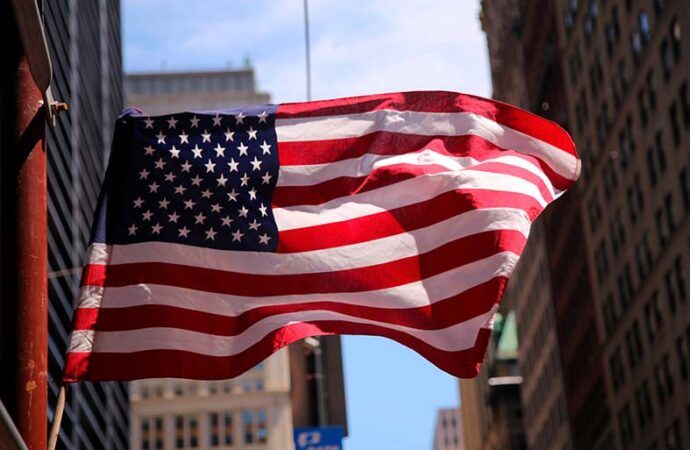 PIB dos Estados Unidos cresce 6,9% no quarto trimestre de 2021