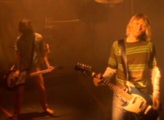 Guitarra usada no clipe “Smell Like Teen Spirit” da Nirvana será leiloada