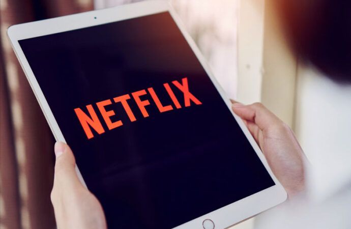 Netflix recua em número de assinantes pela primeira vez em 10 anos