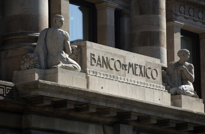 Banco Central do México eleva taxa de juros para 7%