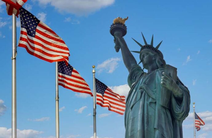 Estados Unidos: Fila de espera para visto de turista pode chegar a 354 dias