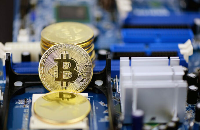 Empresa investirá US$ 45 milhões na construção de polo de mineração de criptomoedas na Argentina