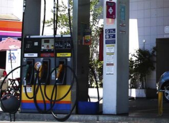 Petrobras anuncia redução de R$ 0,18 na gasolina