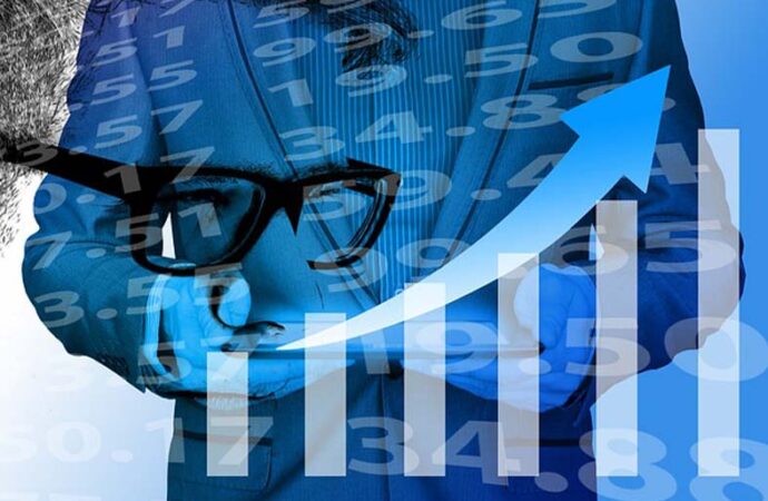 Monitor do PIB sinaliza crescimento de 0,3% na atividade econômica em abril, diz FGV