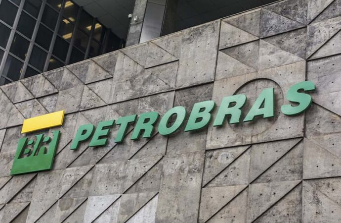 Conselho da Petrobras elege novo presidente