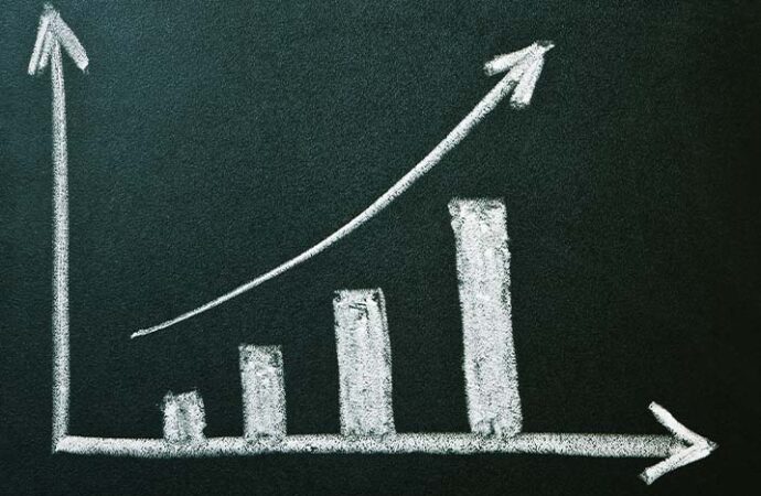 Relatório Focus: mercado aumenta previsão da inflação para 2022