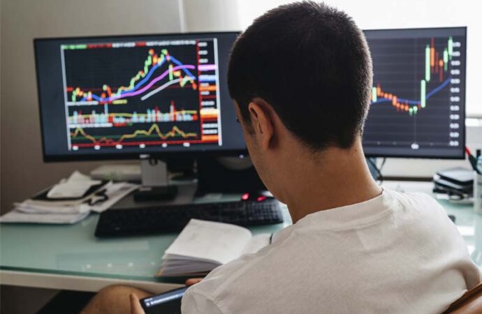 B3 registra entrada de mais de 56 mil investidores pessoa física em junho