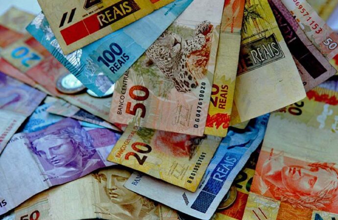 Rentabilidade de títulos públicos sobe para 0,43% em junho
