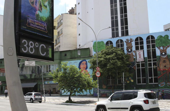 Julho registra temperatura média mais alta da história 